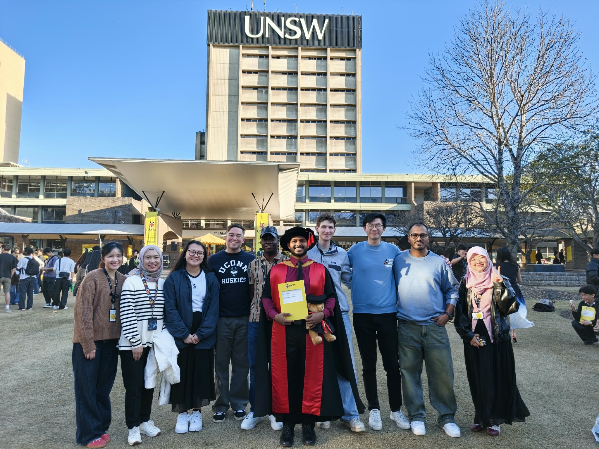Dr Dittu Suresh with the Kumar Research Group on graduation day